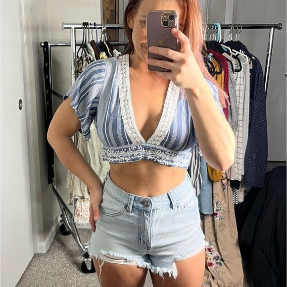 Roxy Striped Lace Open Back Crop Top Blue & White Size XS - Picture 1 of 4